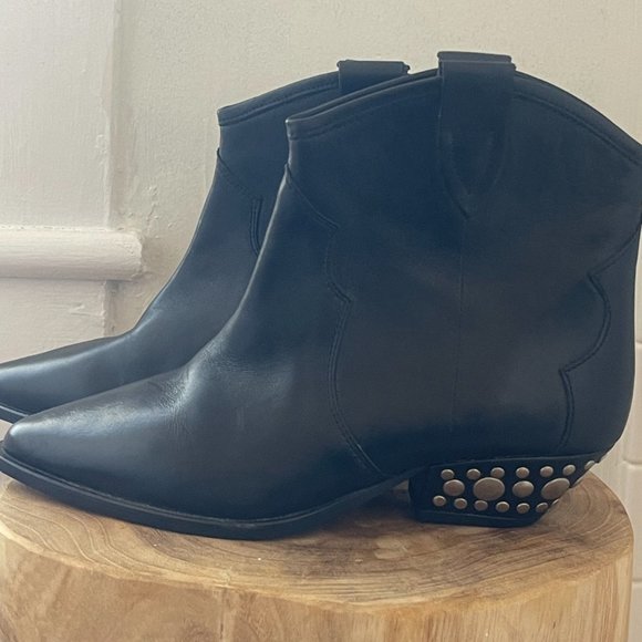 Isabel Marant Dawyn Black Point-toe Stud-heel Western Boot - Picture 1 of 4